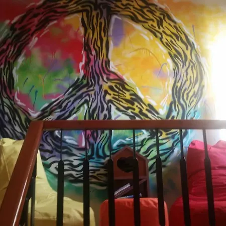 بيت شباب Funky Monkey Hostel&pub أنطاليا