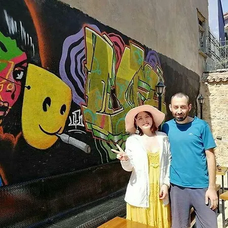 بيت شباب Funky Monkey Hostel&pub